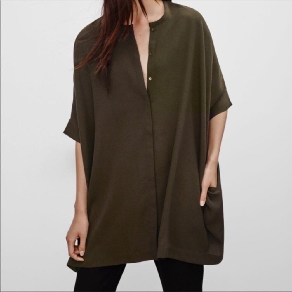Aritzia Black Relaxed Tunic Top